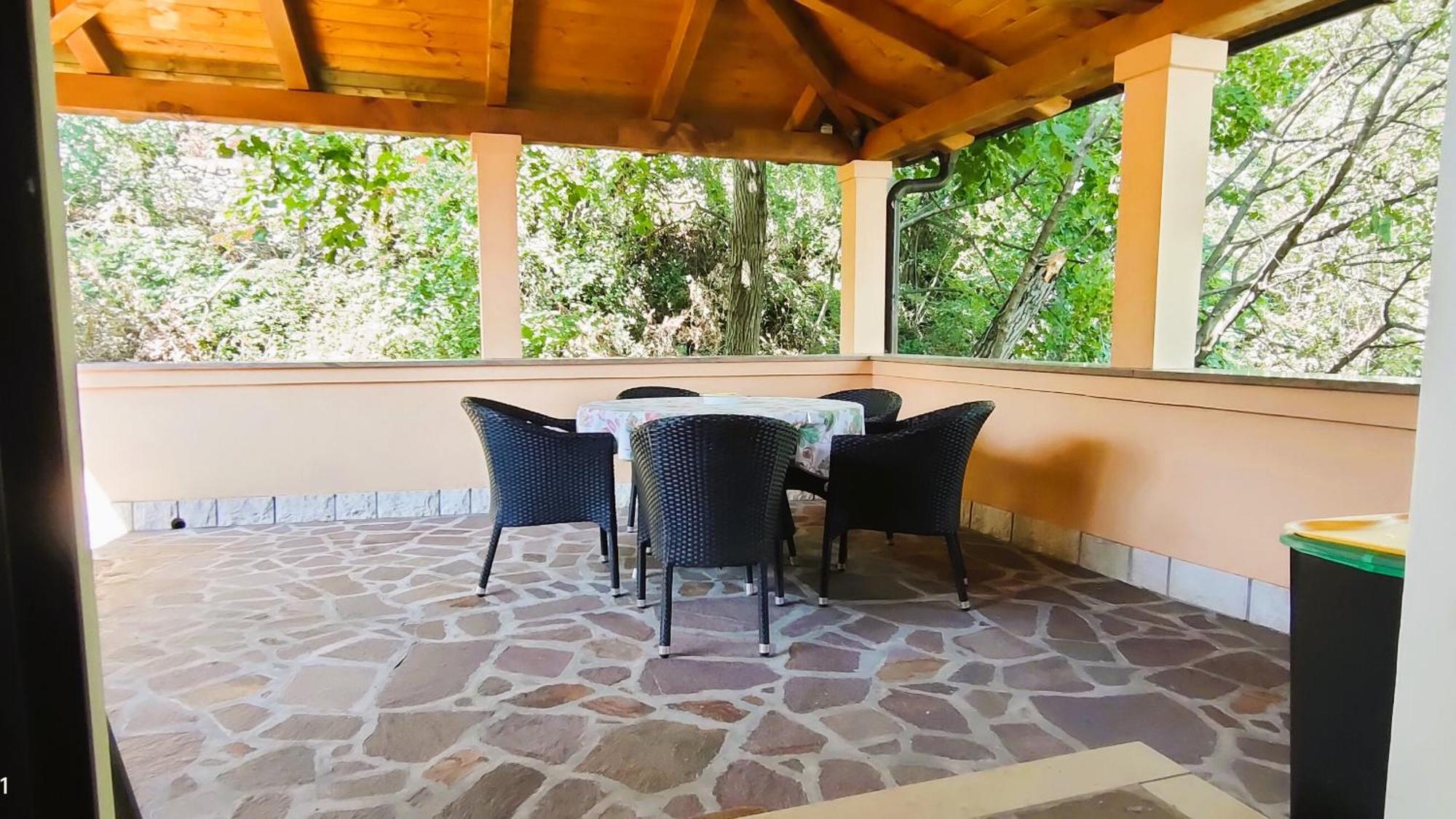 Apartment Pergola Veprinac Eksteriør bilde